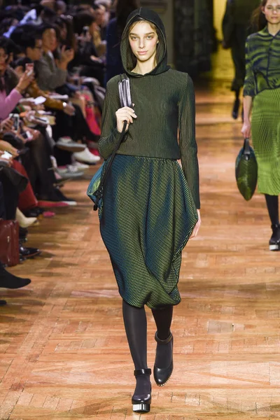 Look 21